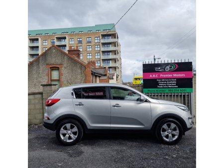 2014 Kia Sportage - thumbnail 2