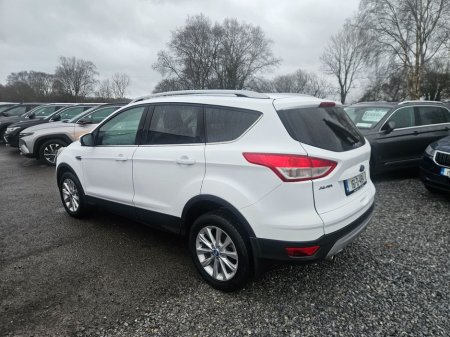 2016 Ford Kuga - thumbnail 4