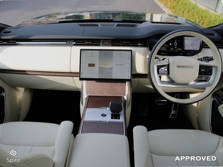 2026 Land Rover Range Rover 3.0 460PS Petrol Plug In Hybrid HSE €163,630 thumbnail