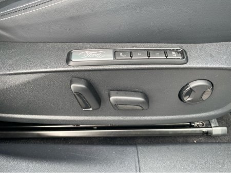 2025 Ford Explorer PREMIUM 77KWH EXTENDE thumbnail