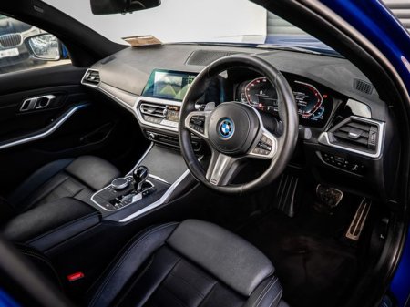 2022 BMW 3 Series - thumbnail 14