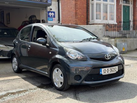 2012 Toyota Aygo - photo 2