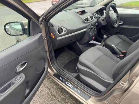 2010 Renault Clio DEPOSIT TAKEN €2,995 thumbnail