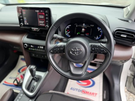 2022 Toyota Yaris Cross - thumbnail 9