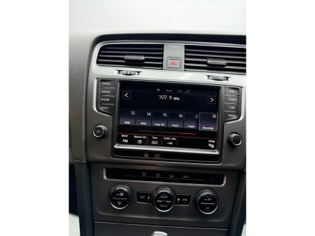 2015 Volkswagen Golf - thumbnail 10