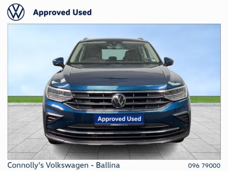 2023 Volkswagen Tiguan - thumbnail 11