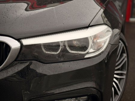 2017 BMW 5 Series - thumbnail 23