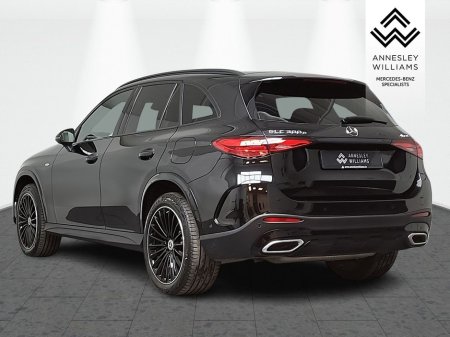 2025 Mercedes-Benz GLC Class - thumbnail 9