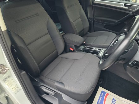 2016 Volkswagen Golf 162 VW GOLF 1.2 TSI DSG AUTO €16,995 thumbnail