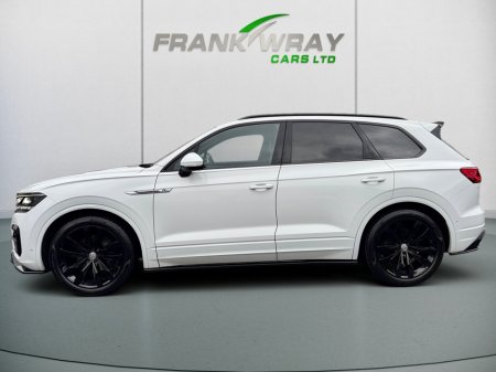 2019 Volkswagen Touareg V6 R-LINE TECH 3.0 TDI **286 BHP**REVERSE CAMERA**BODY KIT**BLACK PACK**XENONS**MEMORY SEATS**FSH**MINT** €52,750 thumbnail