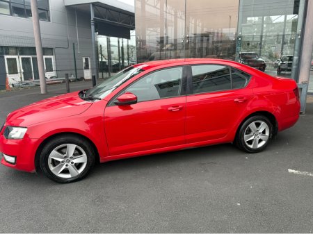 2013 Skoda Octavia 2.0 TDI CR SE 150PS 5DR €6,950 thumbnail