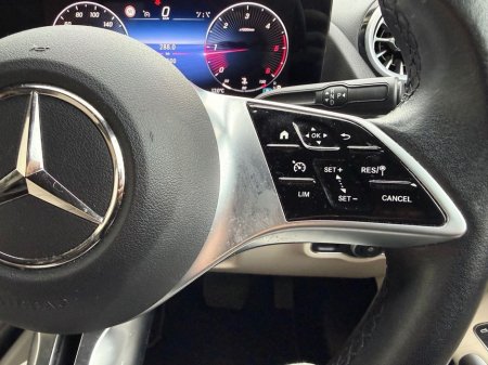 2024 Mercedes-Benz GLA Class GLA 200 d A/T Progressive €44,950 thumbnail