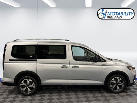 2025 Ford Tourneo Connect Active Wheelchair Accessible Taxi 7 Seat €73,500