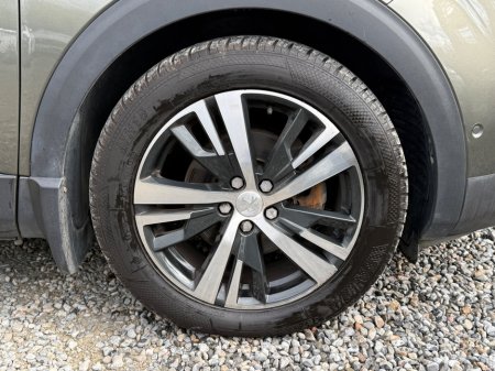 2018 Peugeot 5008 - thumbnail 9