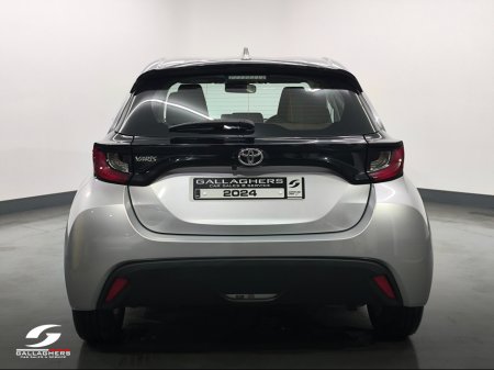 2024 Toyota Yaris (241) LUNA 1.5 PETROL IRISH CAR 1 OWNER €22,495 thumbnail