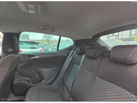 2019 Opel Astra - thumbnail 17