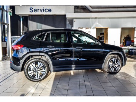 2026 Mercedes-Benz GLA Class 180d Progressive Night Pack Auto €58,950
