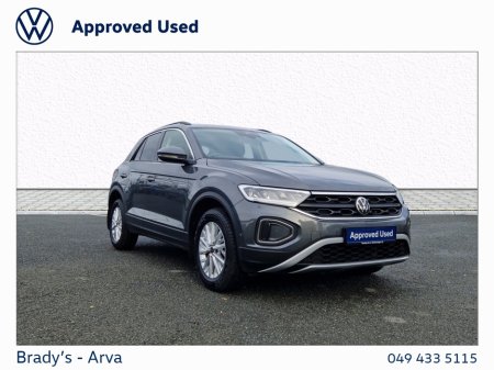 2023 Volkswagen T-Roc - thumbnail 1