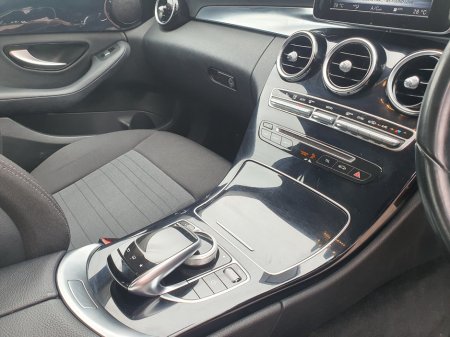 2016 Mercedes-Benz C Class - thumbnail 11