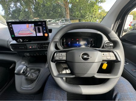 2026 Opel Combo Sportive | 1.5 | L1H1 | 100PS €24,549