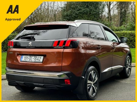 2019 Peugeot 3008 ALLURE 1.2 AUTO 4DR €17,950 thumbnail
