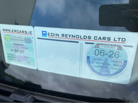 2019 Volkswagen Passat - thumbnail 17