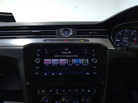 2020 Volkswagen Passat - thumbnail 17