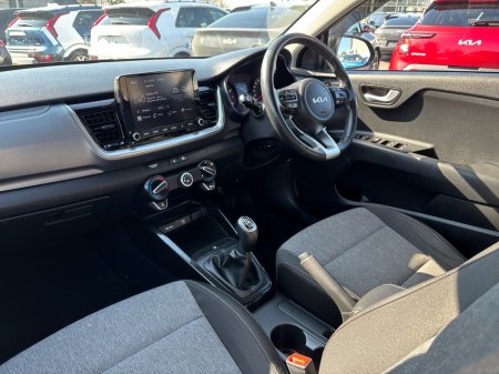 2022 Kia Stonic - thumbnail 3