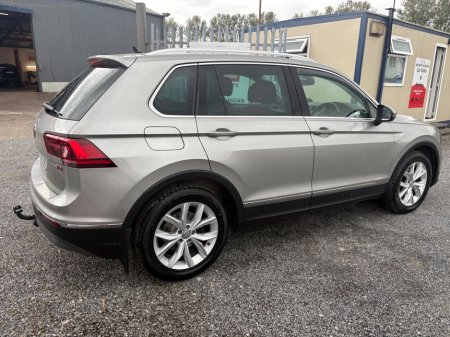 2016 Volkswagen Tiguan 2.0 TDI 150HP BMT Highline €17,995 thumbnail