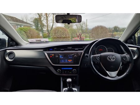 2014 Toyota Auris 1.4 D-4D ICON S/S 5DR €7,950 thumbnail