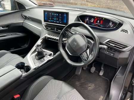 2021 Peugeot 3008 - thumbnail 18