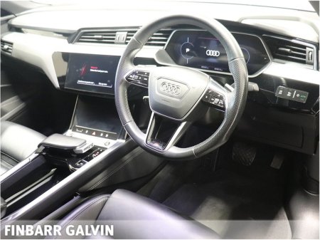 2022 Audi e-tron 55 quattro S Line thumbnail