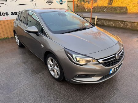 2017 Vauxhall Astra 1.4 TURBO SRI 147BHP 5DR €9,800 thumbnail