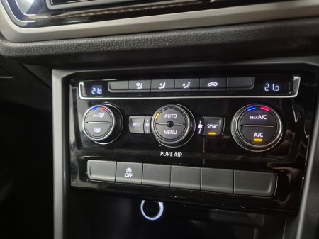 2016 Volkswagen Touran AUTO 1.4TFSI**REAR CAMERA**LOW KMS**TWO KEYS**WARRANTY**FINANCE AVAILABLE €16,449 thumbnail