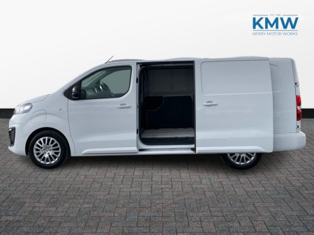 2023 Opel Vivaro - view 4