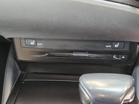 2019 Lexus ES 300 H - thumbnail 17