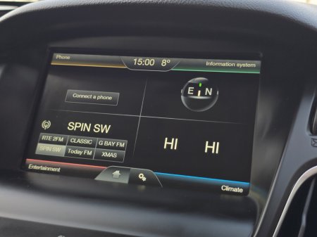 2016 Ford Focus - thumbnail 27