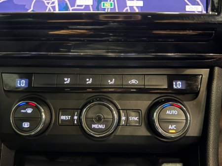 2017 Skoda Superb - thumbnail 12