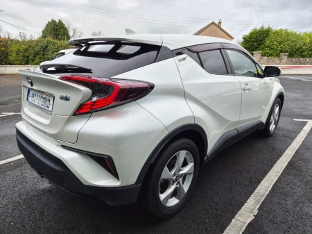 2019 Toyota C-HR - thumbnail 3