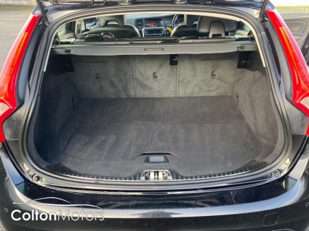 2018 Volvo V60 D2 SE Geartronic 120Hp €16,950 thumbnail