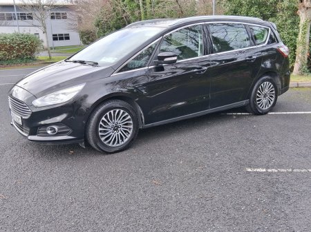 2020 Ford S-Max  €25,999 thumbnail