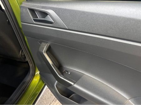 2022 Volkswagen Taigo - thumbnail 2