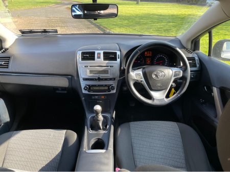 2013 Toyota Avensis - thumbnail 11