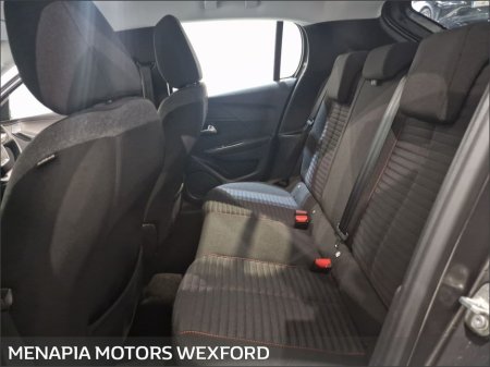 2022 Peugeot 208 - thumbnail 12