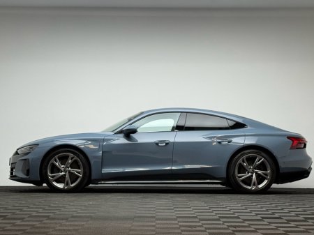 2024 Audi e-tron GT quattro - view 4