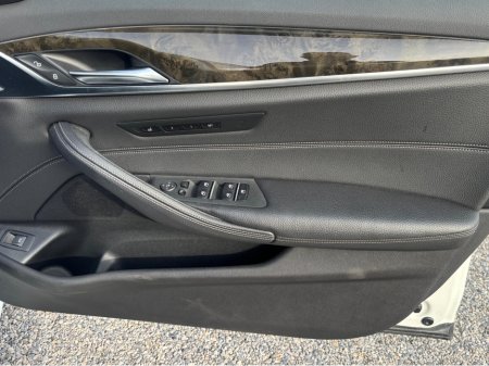 2018 BMW 5 Series - thumbnail 11