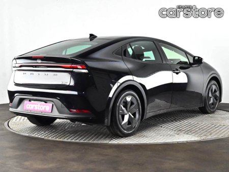 2023 Toyota Prius - thumbnail 3