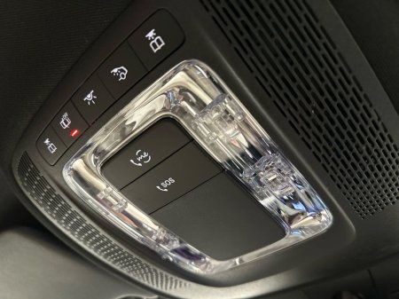 2025 Mercedes-Benz GLB GLB200 D Progressive Line + *Saving €8,748 from new price* €61,900 thumbnail