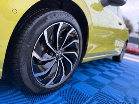 2022 Volkswagen Golf ACTIVE - 2.0L DIESEL - AUTO - 12M WARRANTY - CAR: 1736 €29,950 thumbnail