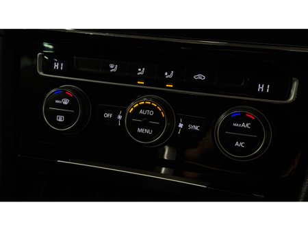 2019 Volkswagen Golf Highline €19,850 thumbnail